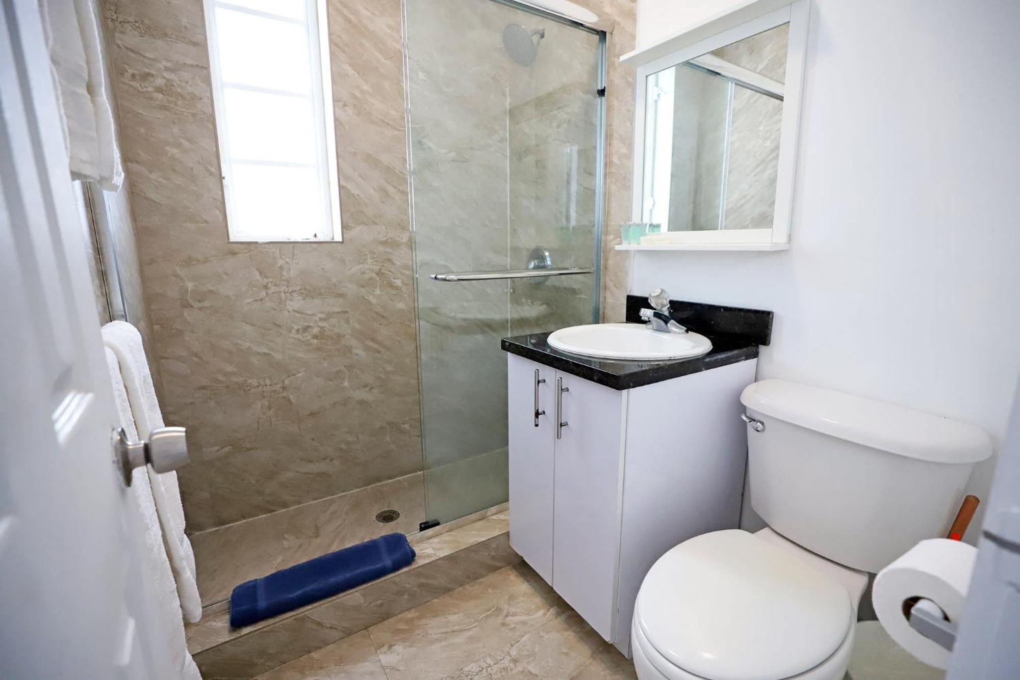 2 Bedroom Apartment 3 Minute Walk To South Beach & Ocean Drive Miami Beach Dış mekan fotoğraf