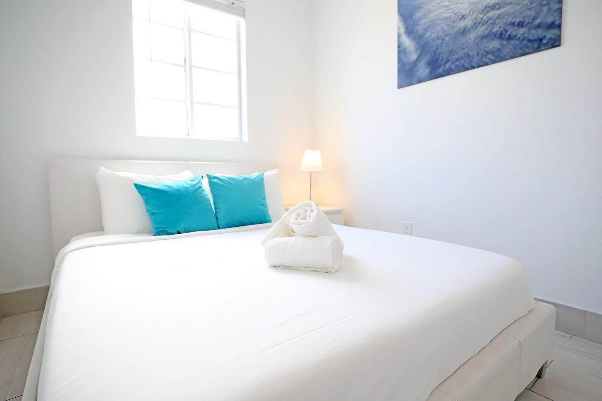 2 Bedroom Apartment 3 Minute Walk To South Beach & Ocean Drive Miami Beach Dış mekan fotoğraf