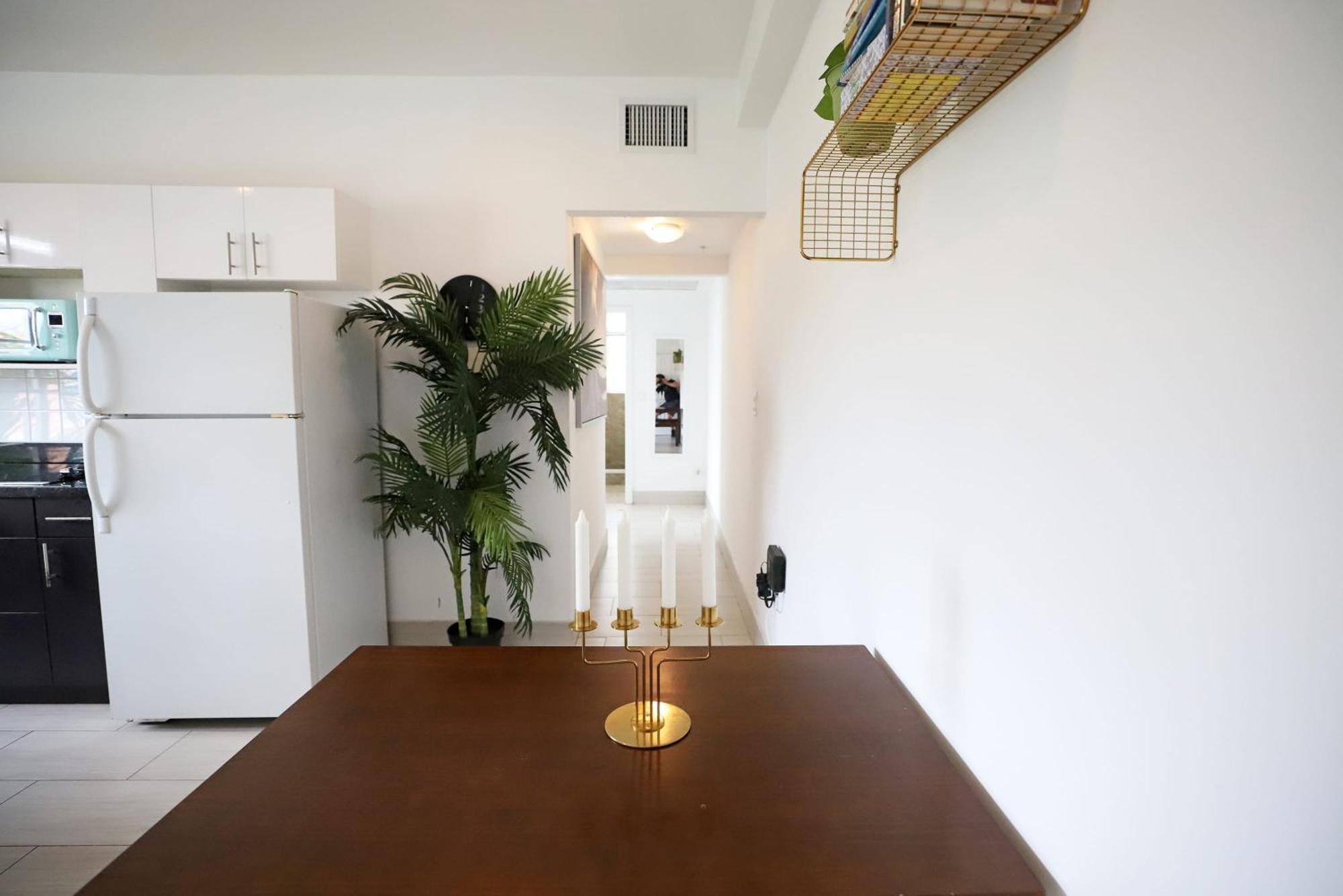 2 Bedroom Apartment 3 Minute Walk To South Beach & Ocean Drive Miami Beach Dış mekan fotoğraf